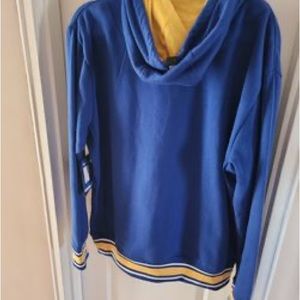 Golden State Warriors Sweatshirt/Hoodie. Size Large